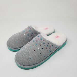 NWT. Justice grey studded house SLIPPERS. SIZE 6.